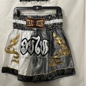 Thai Boxing Muay Thai MMA Fighting White & Gray Paisley Gym Shorts XL
